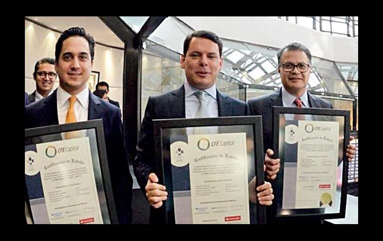 Jaime Hernández, director de la CFE, en el Balcón del Piso de Remates. EL FINANCIERO