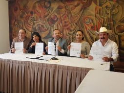 Junto con Chávez renunciaron al PRI los regidores Melina Gallegos, Claudia Rangel, Gustavo López y el secretario General, Enrique Guzmán. EL INFORMADOR / S. Blanco