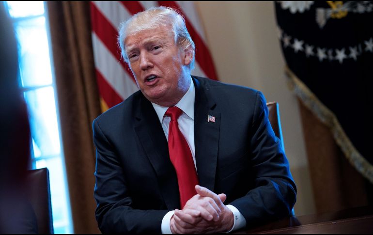 El mandatario impondrá el gravamen o cuotas sobre las importaciones ''la próxima semana'' a fin de estimular la manufactura estadounidense. AFP / M. Ngan