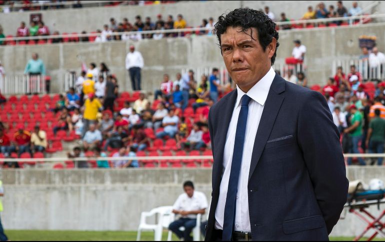 El ''Tiburón'' ve favorito a Chivas, porque el estilo de juego es el mismo desde que llegó Matías Almeyda y cree que están mejorando en cada encuentro. MEXSPORT / ARCHIVO