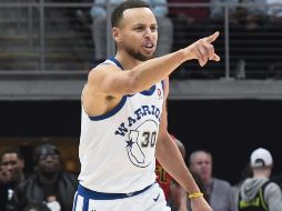 Stephen Curry. La estrella de los Warriors se lastimó el tobillo derecho en el primer cuarto. AP