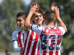 Los equipos de primera división de Chivas y América se enfrentarán esta noche a las 21:06 horas en el estadio Akron. INTERNET/sub17.ligamx.net