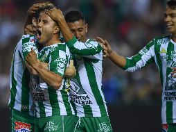 Luis Montes metió el primer gol al minuto ocho. MEXSPORT / I. Ortiz