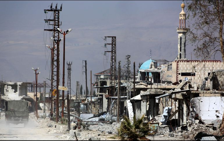 Fuerzas del gobierno sirio entran a Utaya, tras retomar el control de más terreno durante la ofensiva contra los rebeldes en la región de Gouta Oriental. AFP