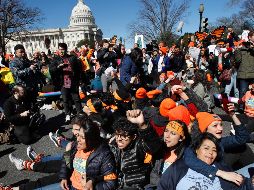 En Washington decenas de personas se manifestaron a favor de los dreamers. AP/J. Martin