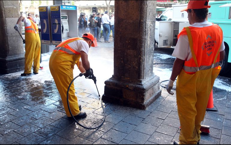 El centro de la ciudad será lavado al menos una vez por semana. EL INFORMADOR/Archivo