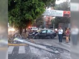 Elementos de la Policía Vial se encuentran en la zona. TWITTER / @MovilidadJal