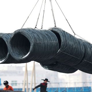 Trump exenta a México y Canadá de aranceles al acero... por ahora