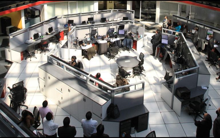 El mercado accionario local reportó un volumen de 3.4 millones de títulos, por un importe económico de 134.01 millones de pesos. EFE / ARCHIVO