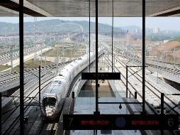  En un artículo, el Diario del Pueblo precisó que la línea experimental tiene una longitud total de 45 kilómetros, una carga de diseño de 300 kilogramos. EFE/ ARCHIVO