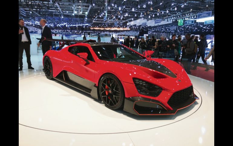 Zenvo exhibió ante los asistentes a Ginebra su TSR-S con 1200 caballos.