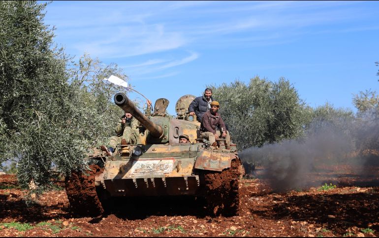 Desde el inicio de la ofensiva, el pasado 20 de febrero, al menos 418 combatientes han muerto. AFP/ARCHIVO