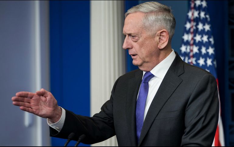 La visita de Mattis se produce después de que hace dos semanas el presidente afgano ofreciera un diálogo de paz y su reconocimiento político a los talibanes. EFE/ARCHIVO