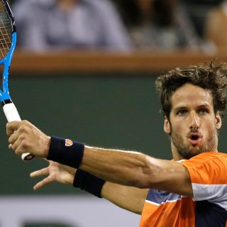 Carla Suárez y Feliciano López avanzan en Indian Wells