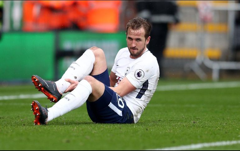 Un mes el tiempo que el inglés este fuera por lo que su participación en el Mundial de Rusia 2018 no podría estar en riesgo. Twitter / @HKane