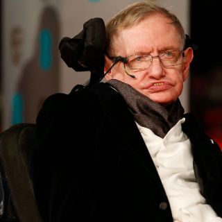 Celebridades rinden tributo a Stephen Hawking