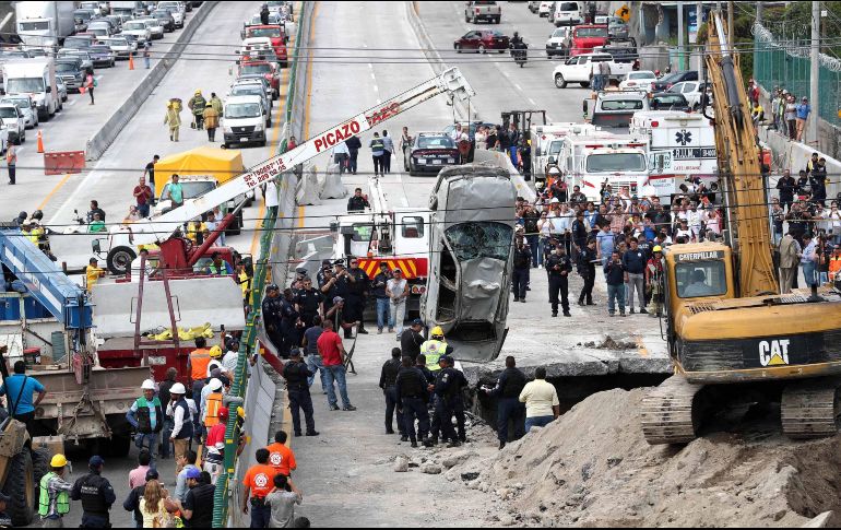 El socavón ocurrió el 12 de julio de 2017; en consecuencia dos personas murieron. SUN / ARCHIVO