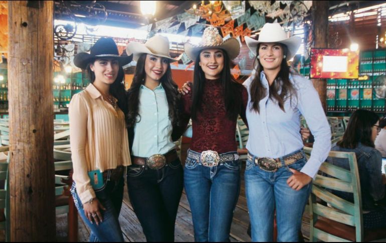 Con botas y tejana. Participan mujeres de entre 15 y 25 años. EL INFORMADOR/E. Barrera