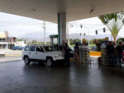 La empresa tapatía espera abrir 600 gasolineras en los próximos cinco años. FACEBOOK/Zona.Akron.Colima