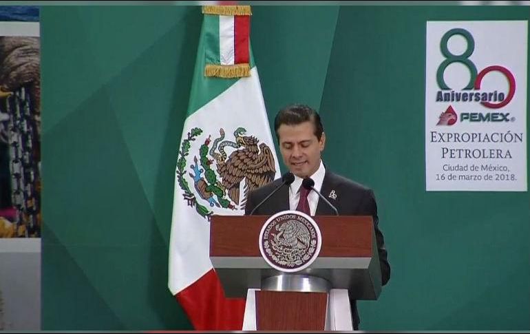El Presidente encabezó la ceremonia del 80 Aniversario de Petróleos Mexicanos. TWITTER / @PresidenciaMX