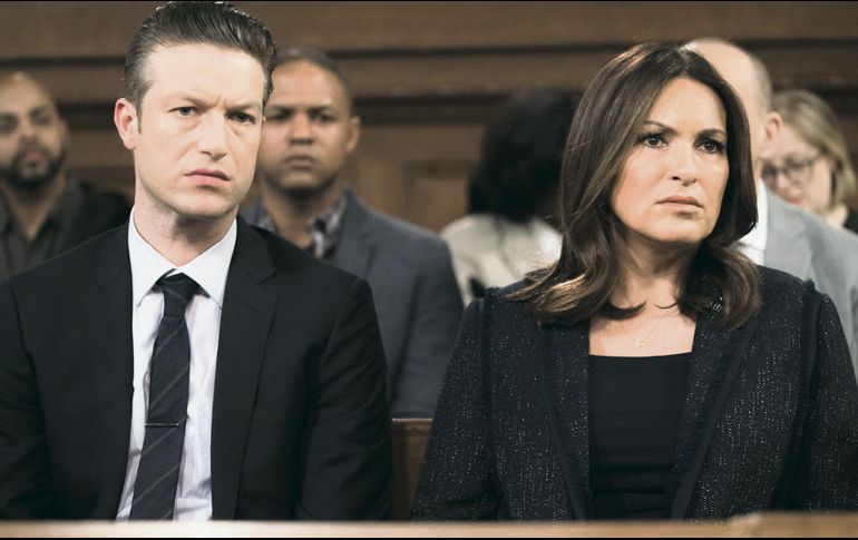 Nuevos misterios. La serie sigue sorprendiendo a los espectadores. En la foto, Peter Scanavino y Mariska Hargitay. ESPECIAL