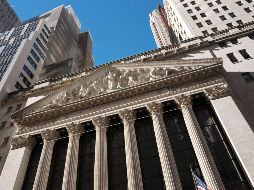 El índice industrial Dow Jones registra este martes un avance de 110.84 puntos (0.45 por ciento) al situarse en 24 mil 721.75 unidades. AP / ARCHIVO