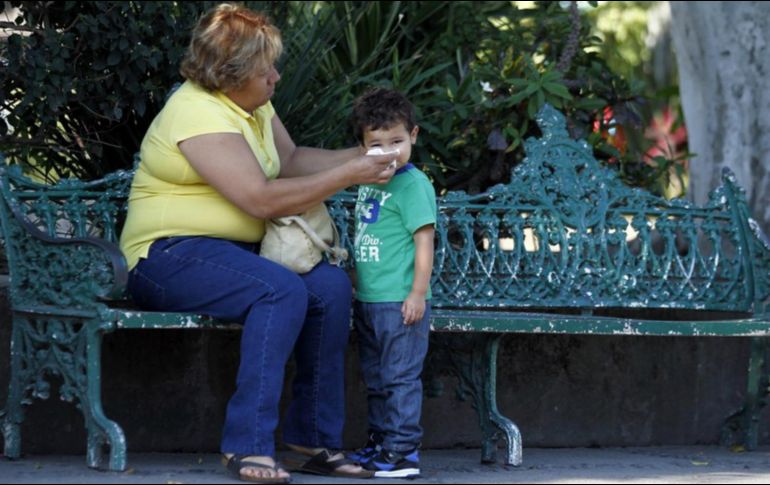 La mujer contagió a su hijo y a la cuidadora del menor; continúa el seguimiento del estado de salud. EL INFORMADOR / ARCHIVO