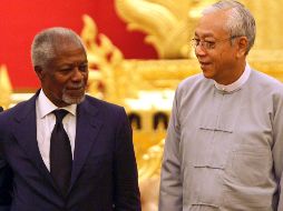 U Htin Kyaw (d), de 71 años, fue nombrado en marzo de 2016 como presidente. AP/ARCHIVO