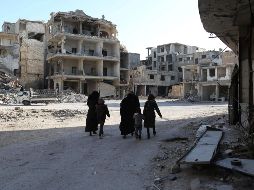 Combatientes de los llamados Libres de Sham y los civiles que lo deseen podrán abandonar Harasta a zonas bajo control rebelde en el norte de Siria. AFP/M. Eyad