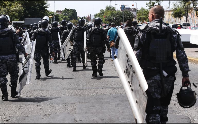 Dos sujetos que cargaban un lanzagranadas lograron escapar del lugar. EL INFORMADOR / ARCHIVO