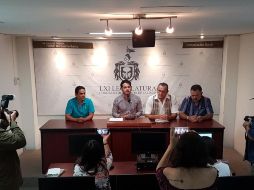 Señaló que en Jalisco se estima que la plataforma Uber cuenta con un millón 500 mil usuarios y más de 35 mil socios conductores. TWITTER/ @LegislativoJal