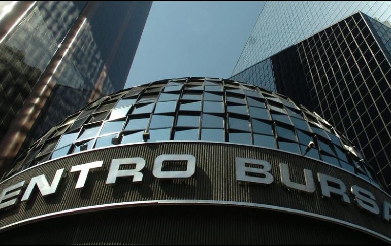 En la sesión se negociaron 241 millones de títulos en los mercados global y local EFE / ARCHIVO