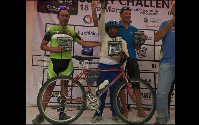 En redes sociales se ha comentado la historia, que dicen sirve como ejemplo de tenacidad y amor por el deporte. FACEBOOK / Bicicletas Mercurio