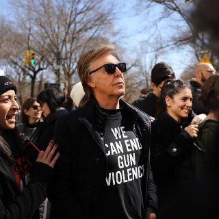 Paul McCartney recuerda a John Lennon en marcha anti armas