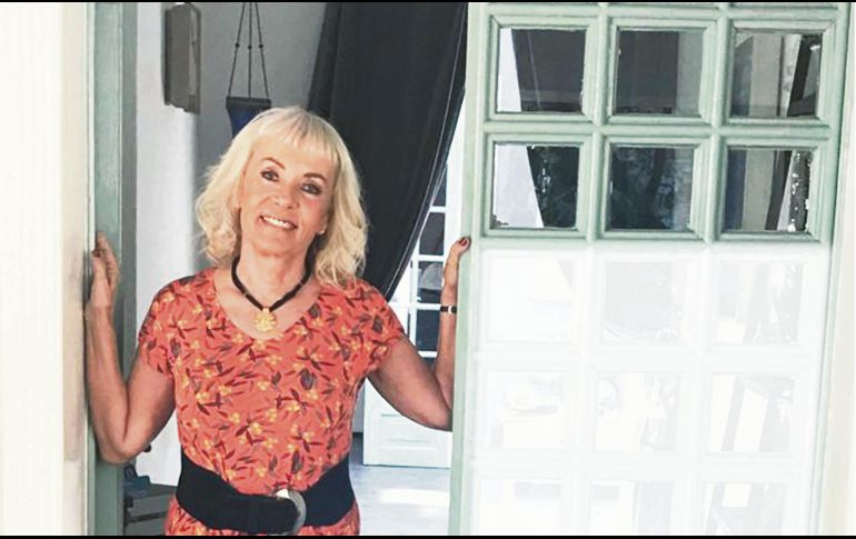 Antes de escribir este libro en el género del periodismo, Monika Zgustova comenzó una larga labor como traductora, con la vocación de conectar la cultura de Europa del Este con el terreno hispanohablante. CORTESÍA