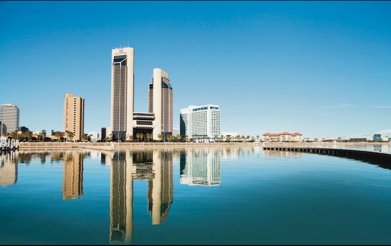 La Fiesta de la Flor, en su edición 2017, recibió a 55 mil personas, lo cual dejó una derrama económica de 13 millones de dólares para los segmentos relacionados con turismo como hoteles, restaurantes, museos y centros de recreo. NTX