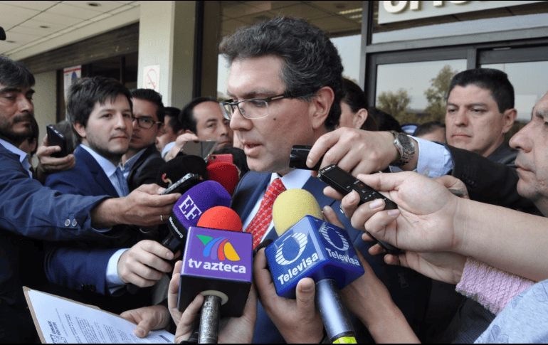 Ríos Piter dijo ser objeto de un juicio que afecta su honra y pone en entredicho la equidad en la contienda. TWITTER/ @RiosPiterJaguar