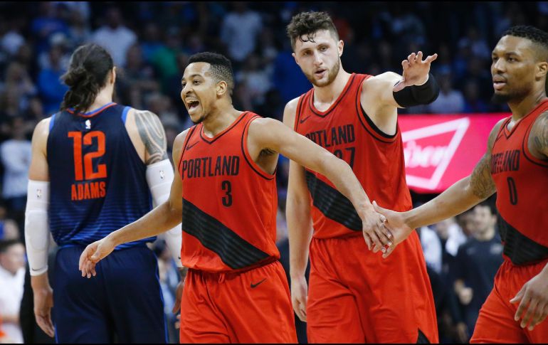 Portland elevó a dos juegos su ventaja sobre Oklahoma City, en la lucha por el tercer puesto de la Conferencia del Oeste. AP / S. Ogrocki