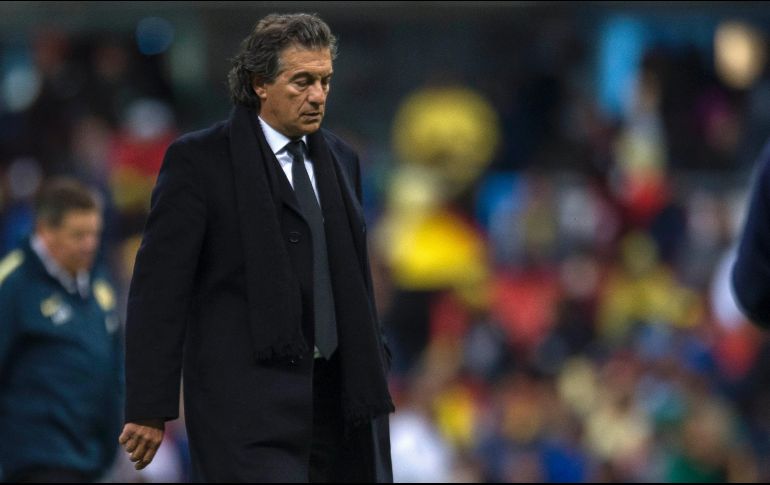 El director deportivo del equipo dice que la determinación de la salida del técnico no fue suya, sino que se hizo un análisis entre la gente pantalón largo para decidir lo que más conviene a la institución. MEXSPORT / ARCHIVO