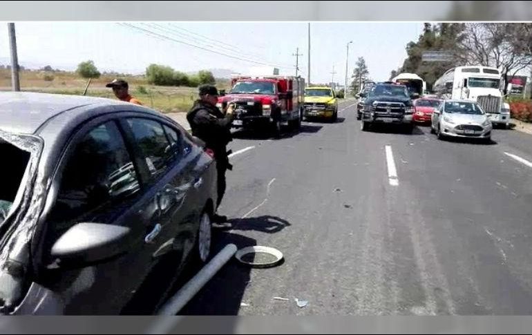 Desde las 14:00 horas ya se había dado el reporte de un impacto triple en el que sólo resultó una persona lesionada. ESPECIAL / UEPCBJ