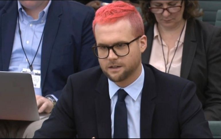 Chris Wylie ayudó a montar Cambridge Analytica en 2013; abandonó la empresa al año siguiente. AP / ARCHIVO