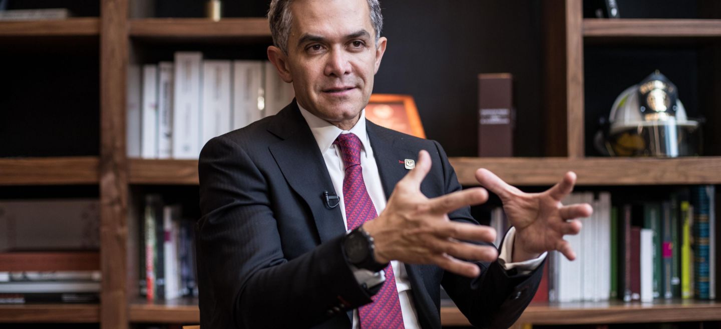 Mancera dice que para él la contienda presidencial está entre López Obrador y Anaya. SUN / G. Espinosa