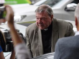 El cardenal australiano George Pell a su llegada al Tribunal de Magistrados de Melbourne. EFE/J. Castro