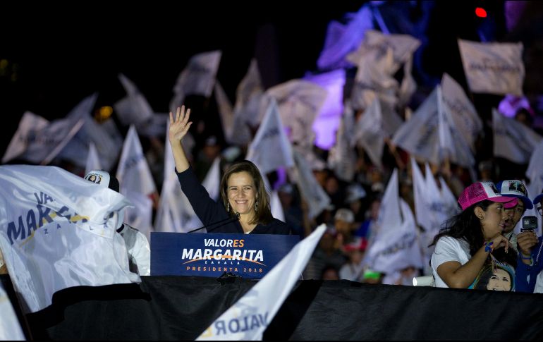 Zavala inició su campaña en el Ángel. AP / E. Verdugo