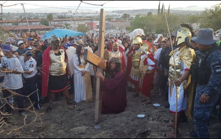 Aspecto de la representación de la crucifixión de Jesús. EL INFORMADOR / S. BLANCO