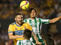 Con este resultado, los de la UANL llegaron a 25 puntos y el cuadro guanajuatense se quedó en 15. EFE / M. Sierra