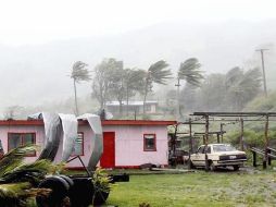 El fenómeno natural ha ocasionado cortes de luz, inundaciones y fuertes vientos. TWITTER