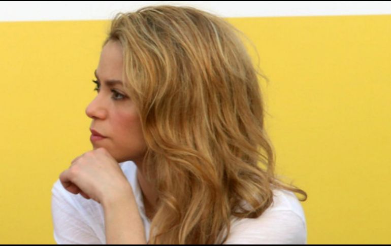 La cantante acudió a una clínica en Barcelona para iniciar un tratamiento con el cual disimular la pérdida de cabello, de acuerdo a algunas versiones. AP / ARCHIVO