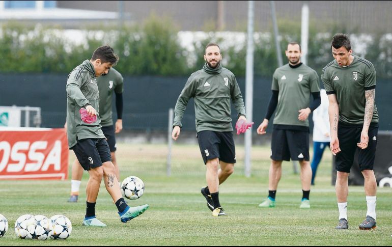 Paulo Dybala (izquierda), quien está en la agenda del Real Madrid para la próxima temporada, “hará un gran partido”, indicó el técnico de la Juventus. EFE