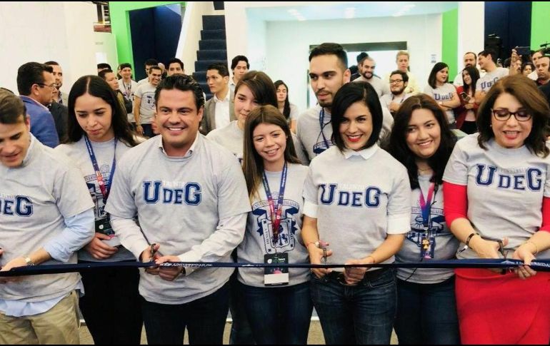 Sandoval destacó el impulso que se le ha dado al emprendimiento y la innovación en el estado. FACEBOOK /  Aristóteles Sandoval